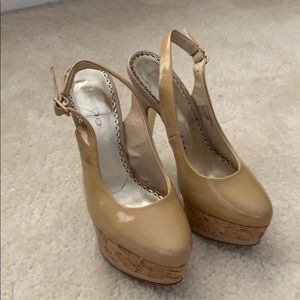 Guess  Paten leather high heels